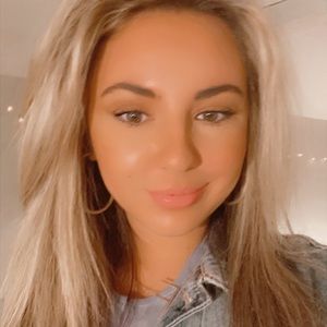 Meet your Posher, Fallon